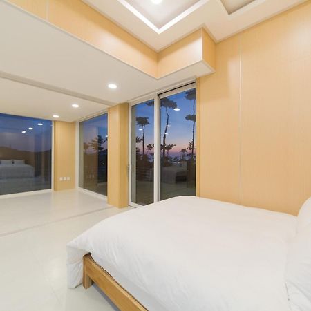 The Mare Pool Villa Pension Taean Esterno foto