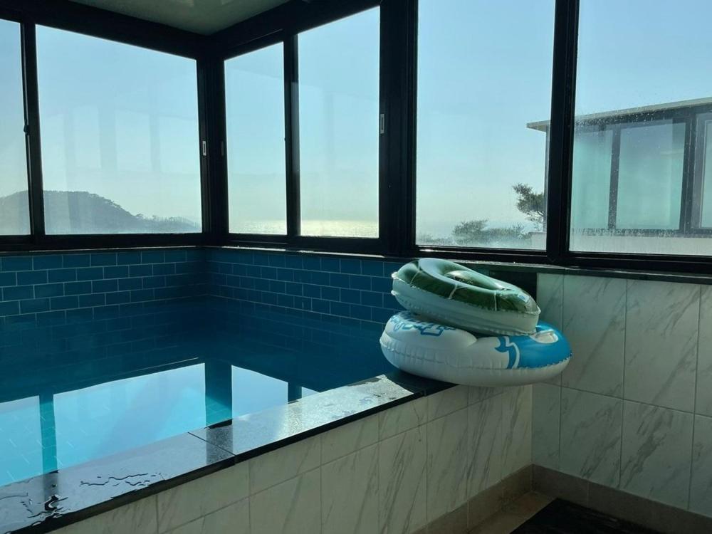 The Mare Pool Villa Pension Taean Esterno foto